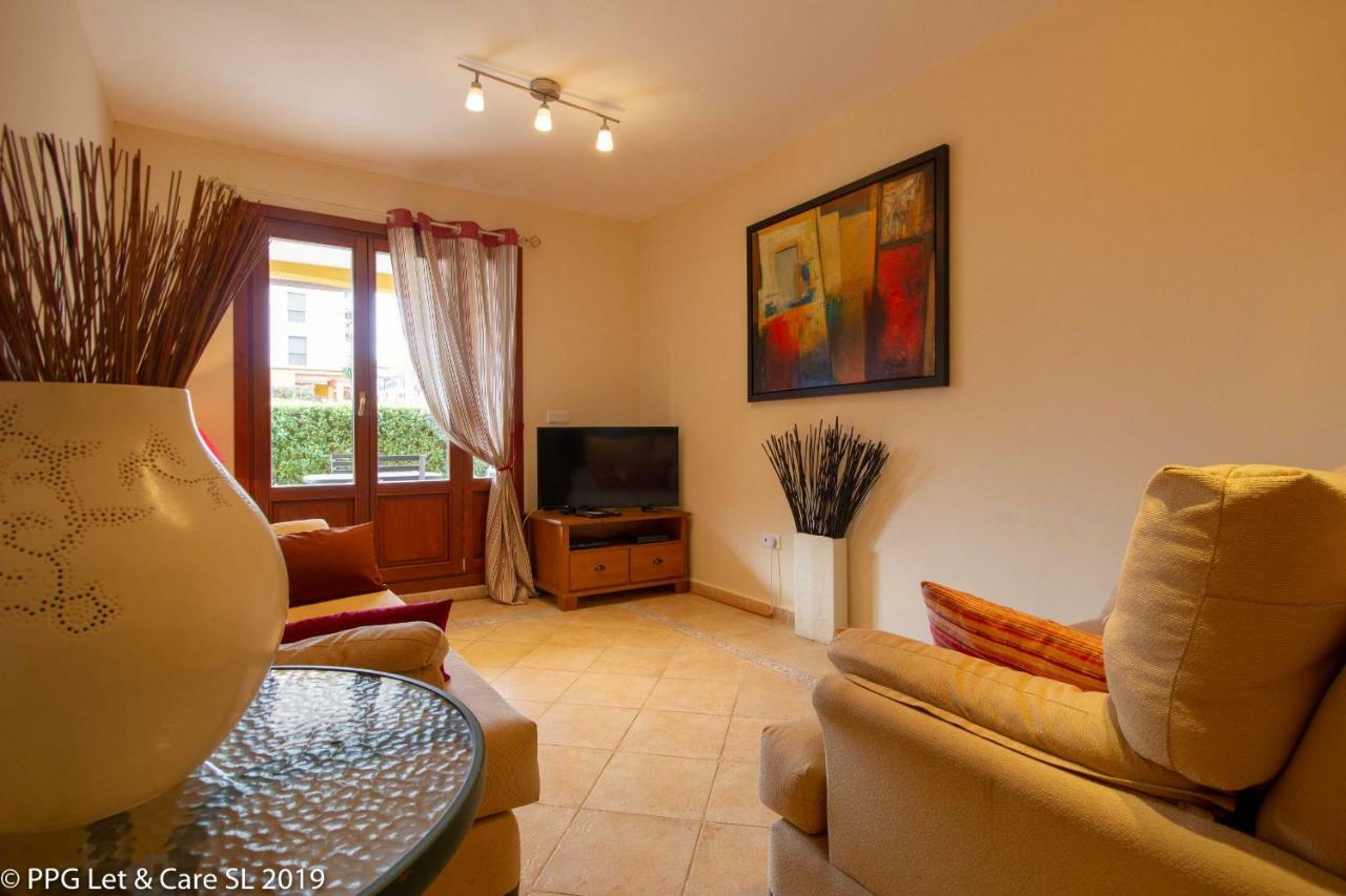 Con Jardin Y Acceso A La Piscina. Apartment Ayamonte Exterior photo